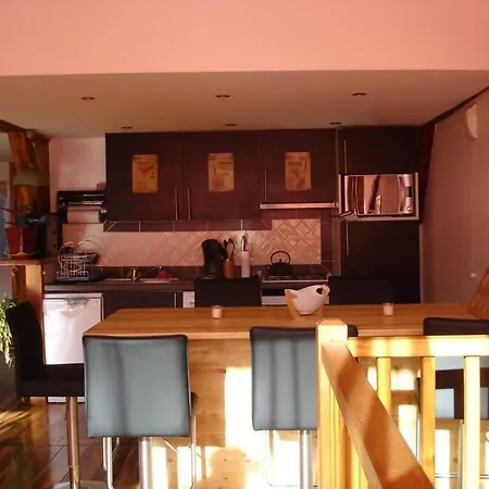 Apartment T3 De Charme Sous Les Toits 6 Pers *